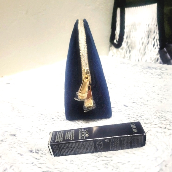 CHRISTIAN DIOR COSMETIC POUCH WITH LIPGLOSS - Picture 3 of 7